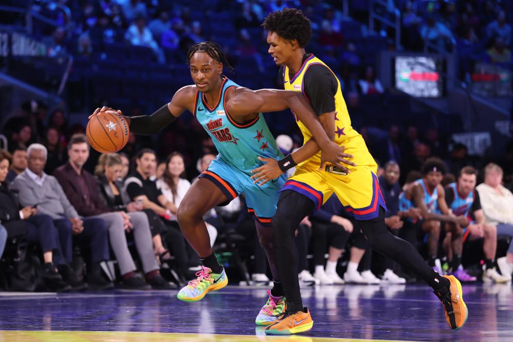 人关注的举 人关注的举