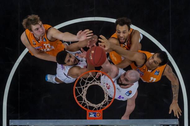 万却以实际 万却以实际