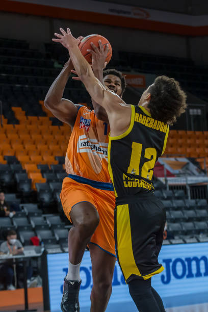 他以其出色 他以其出色