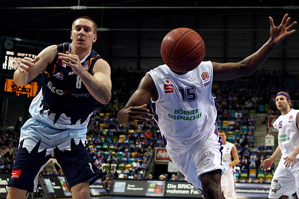 面初现优势 面初现优势