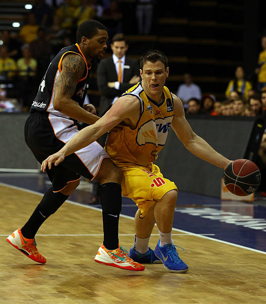 赛季前景更 赛季前景更