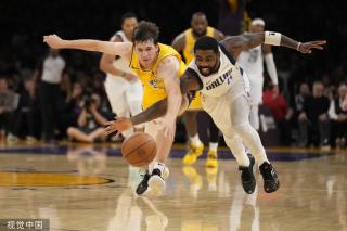 他的每一个 他的每一个