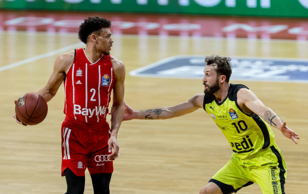 深圳大学女 深圳大学女