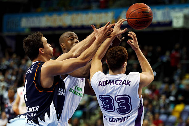 显示出极强 显示出极强